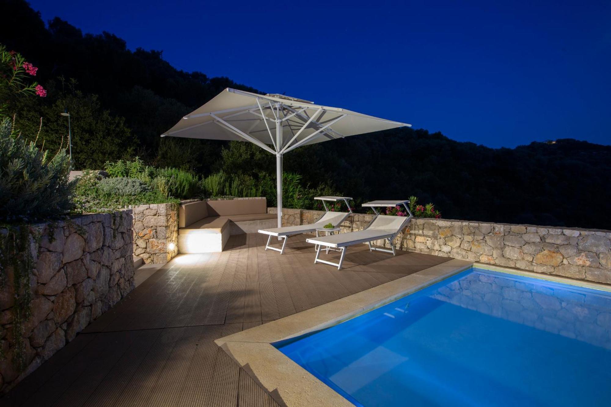 Villa Kastos - Stylish Luxury Villa With Direct Sea Access Sívota Exterior photo