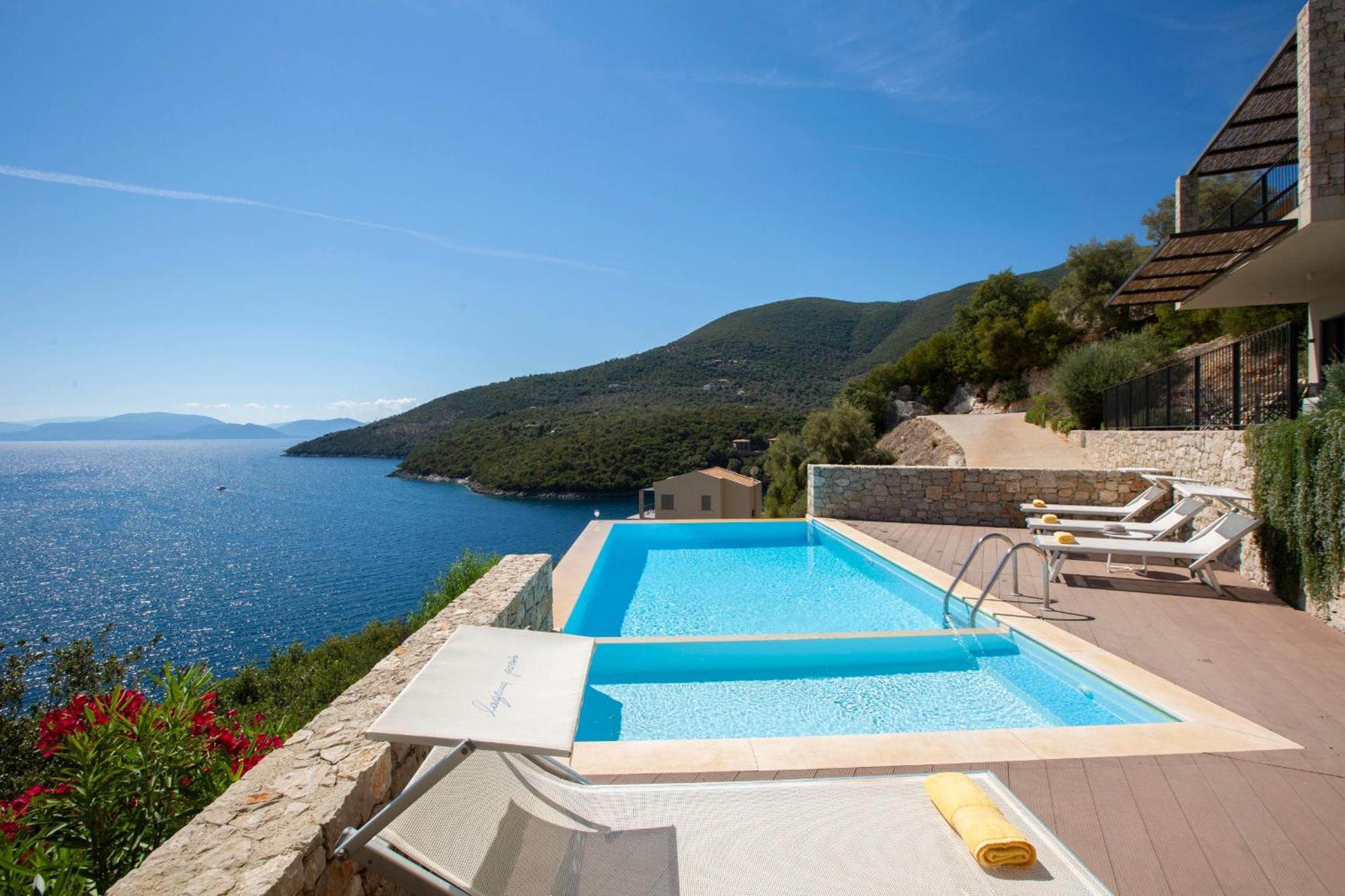 Villa Kastos - Stylish Luxury Villa With Direct Sea Access Sívota Exterior photo